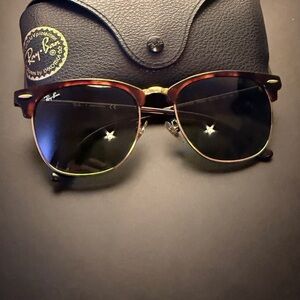 Ray-Ban RB3016F Clubmaster Classic